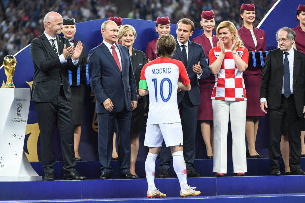 不分对手 不分对手